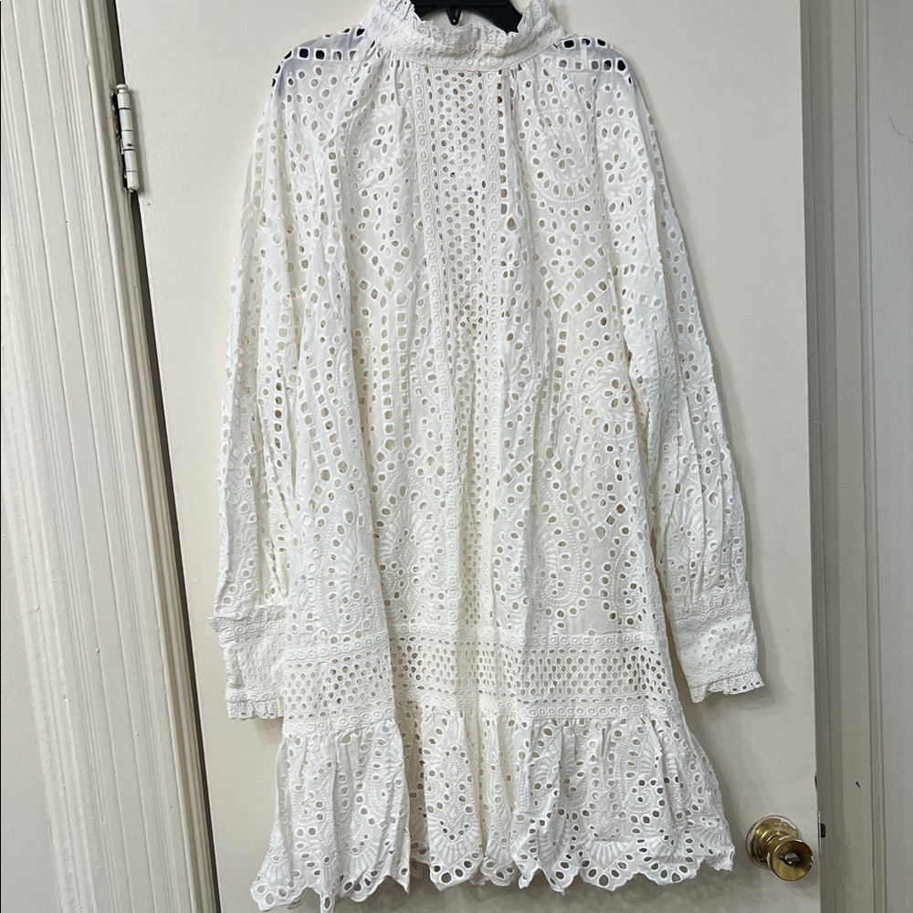 H&M White Eyelet Long Sleeve Dress